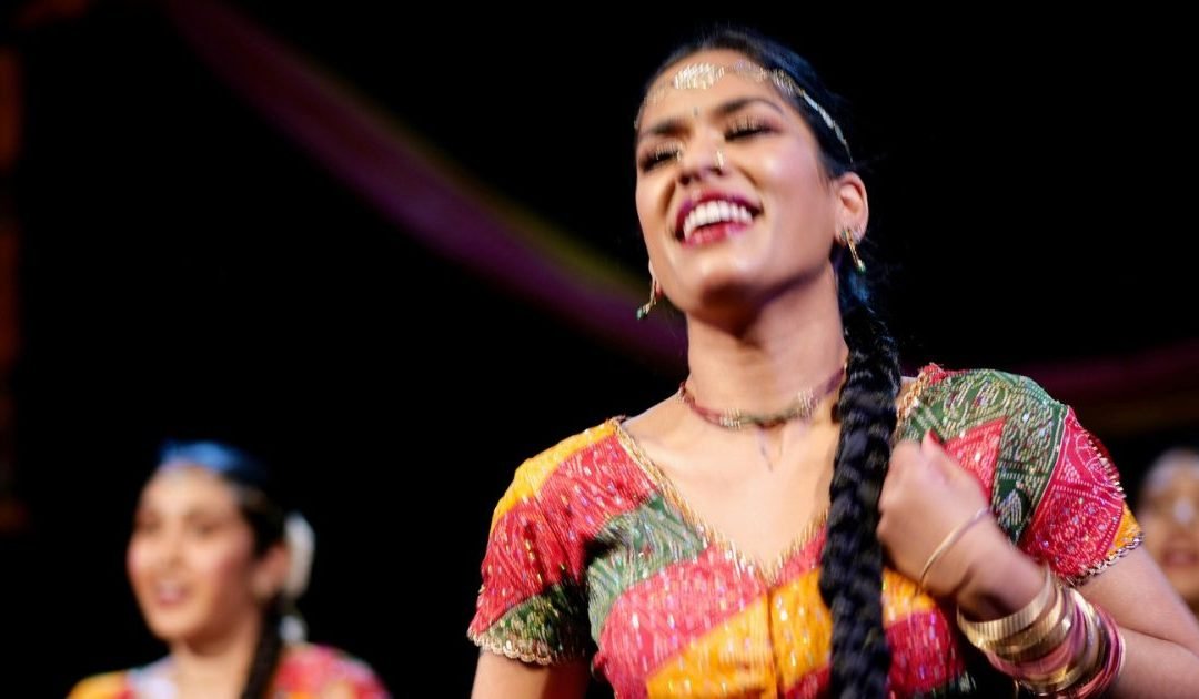 aare preetam pyare par khulfi malai
