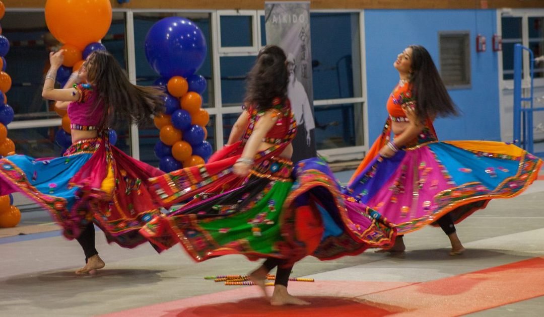 danse indienne circulaire